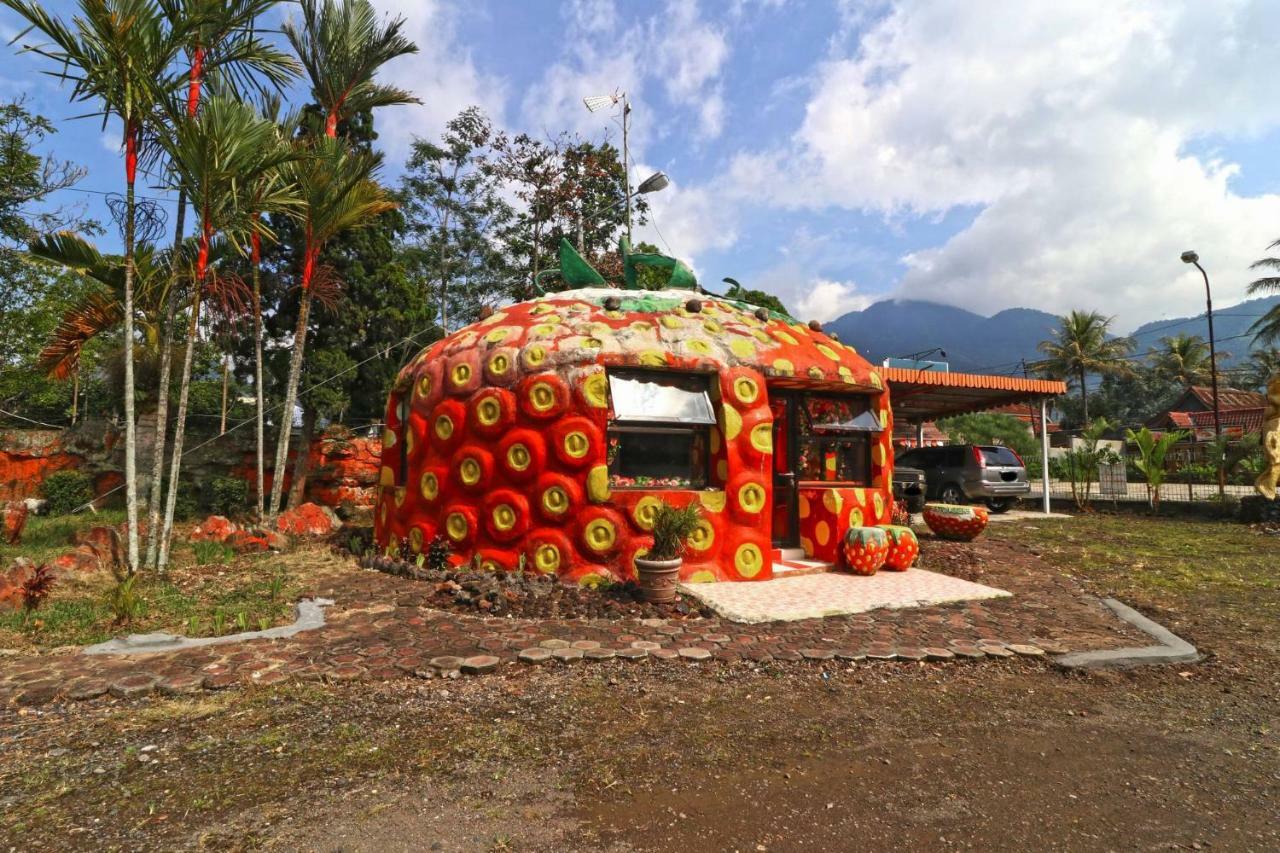 Hotel Agung Permata Artha Cipanas  Kültér fotó